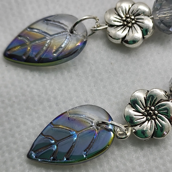 Handmade silver and blue-gray glass leaves. - Picture 3 of 3